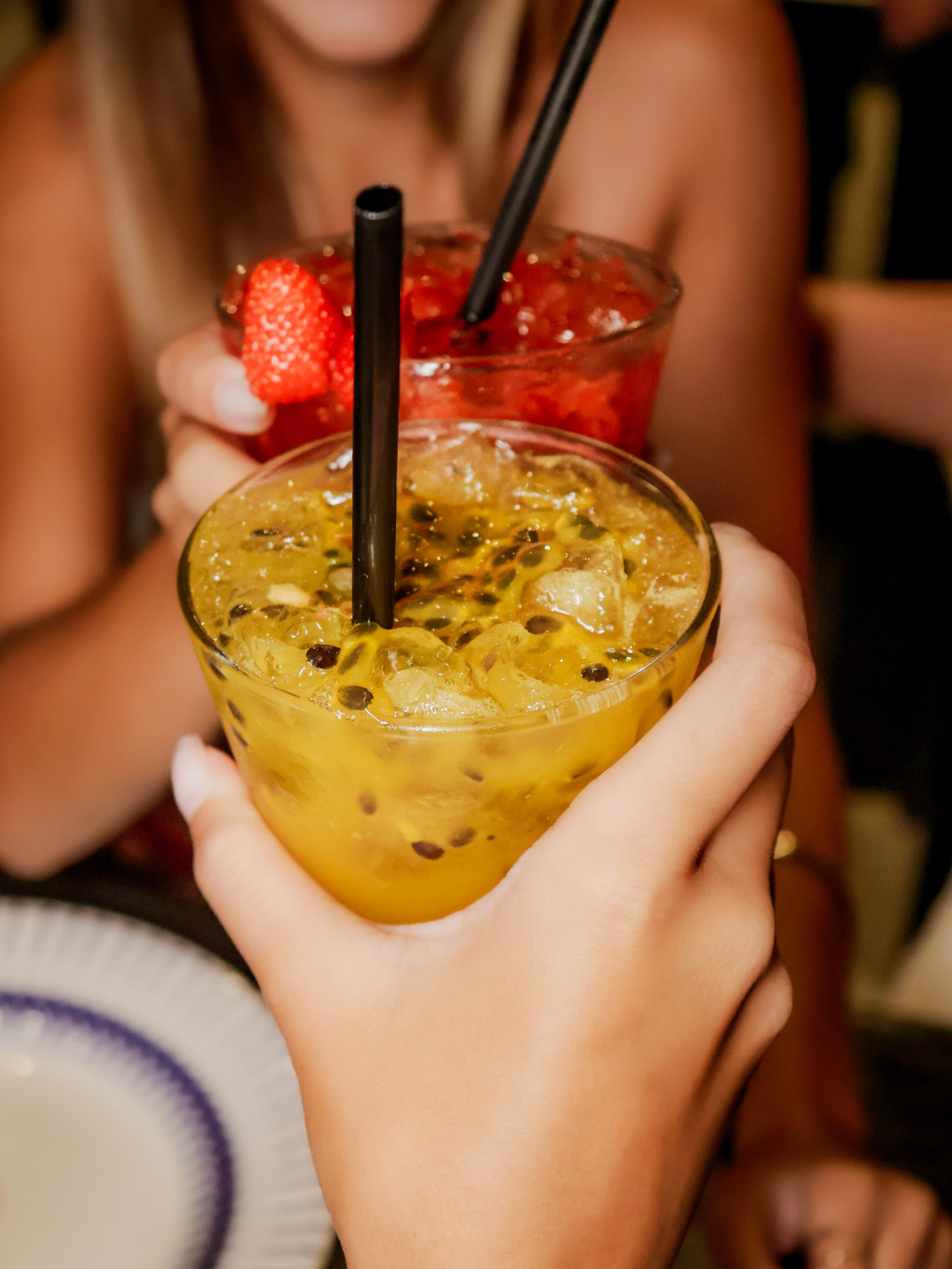 Drinks autorais Øliver's · happy hour